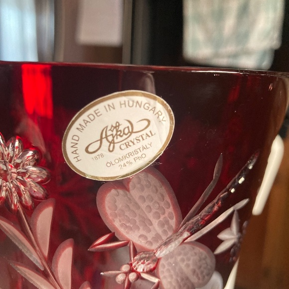 Ajka Garnet Crystal Vase - Picture 7 of 9